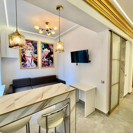 City Central Apart Apartment Chisinau Luaran gambar